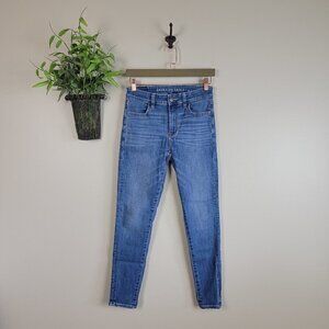 AE 2 Hi Rise Jegging Crop Medium Wash Skinny Stretch Jeans American Eagle